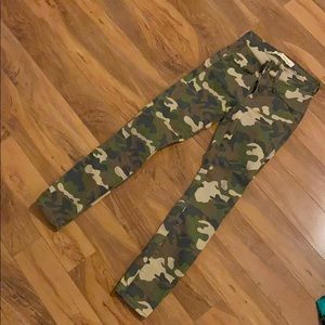 Barely worn Gap camp jeans